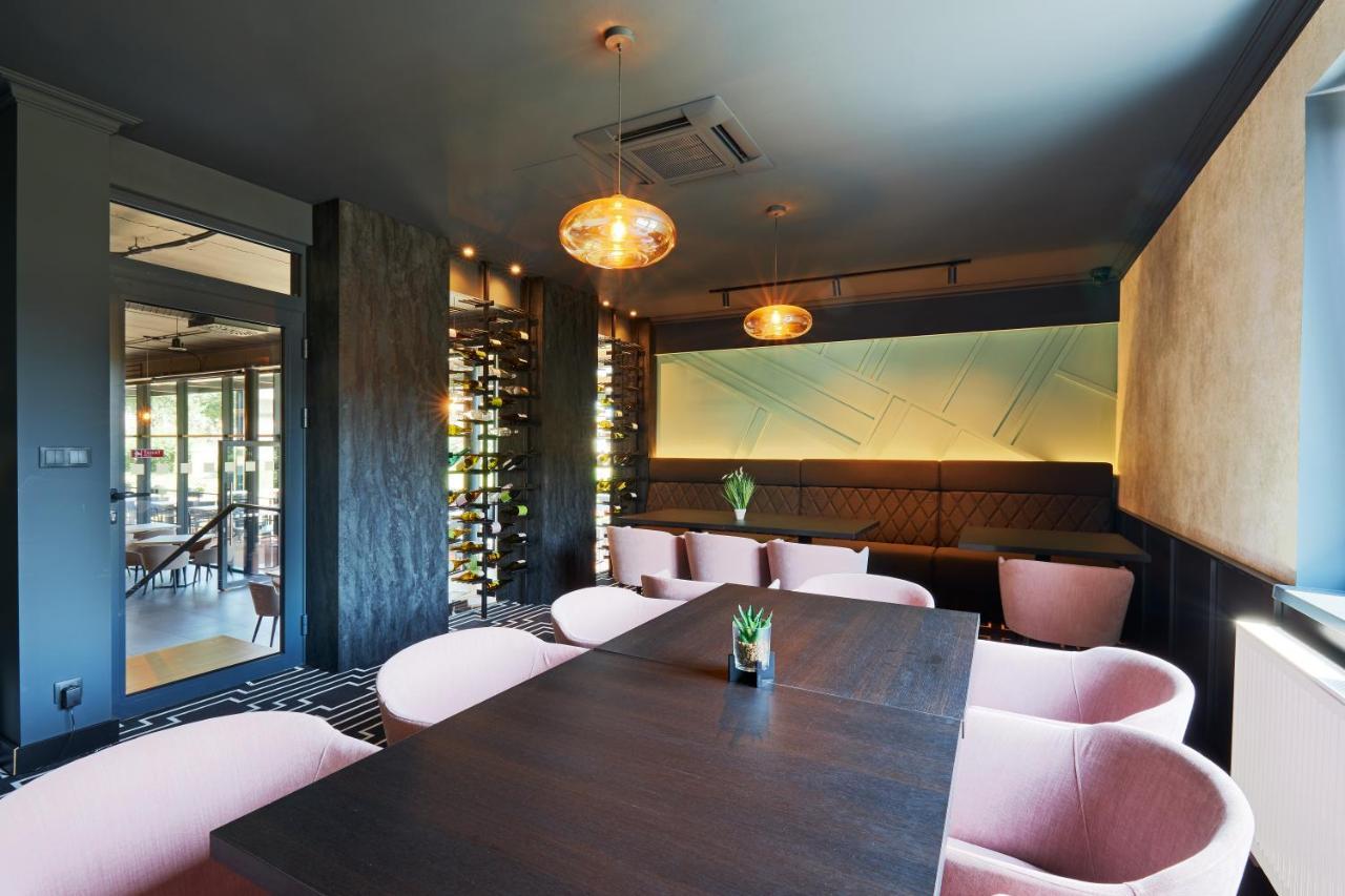& Restaurant Barca 3* Kosice